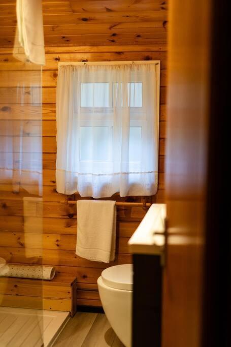 Cozy Norwegian Style Log Cabin In Rural Snowdonia - 2 Bedrooms & Parking By Seren Short Stays Ffestiniog Kültér fotó