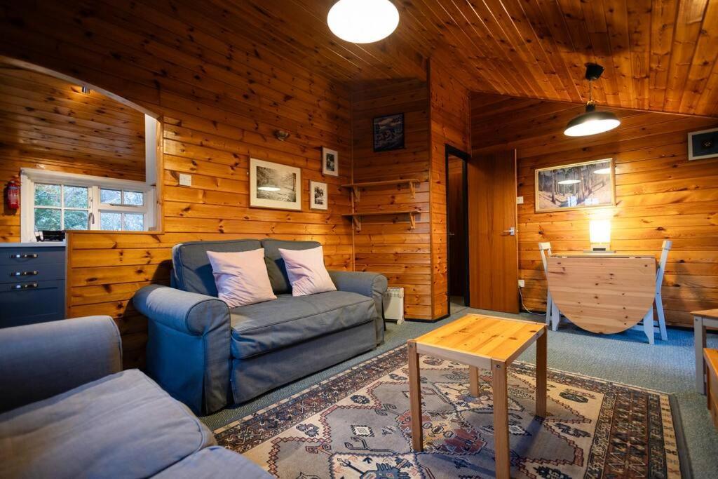 Cozy Norwegian Style Log Cabin In Rural Snowdonia - 2 Bedrooms & Parking By Seren Short Stays Ffestiniog Kültér fotó